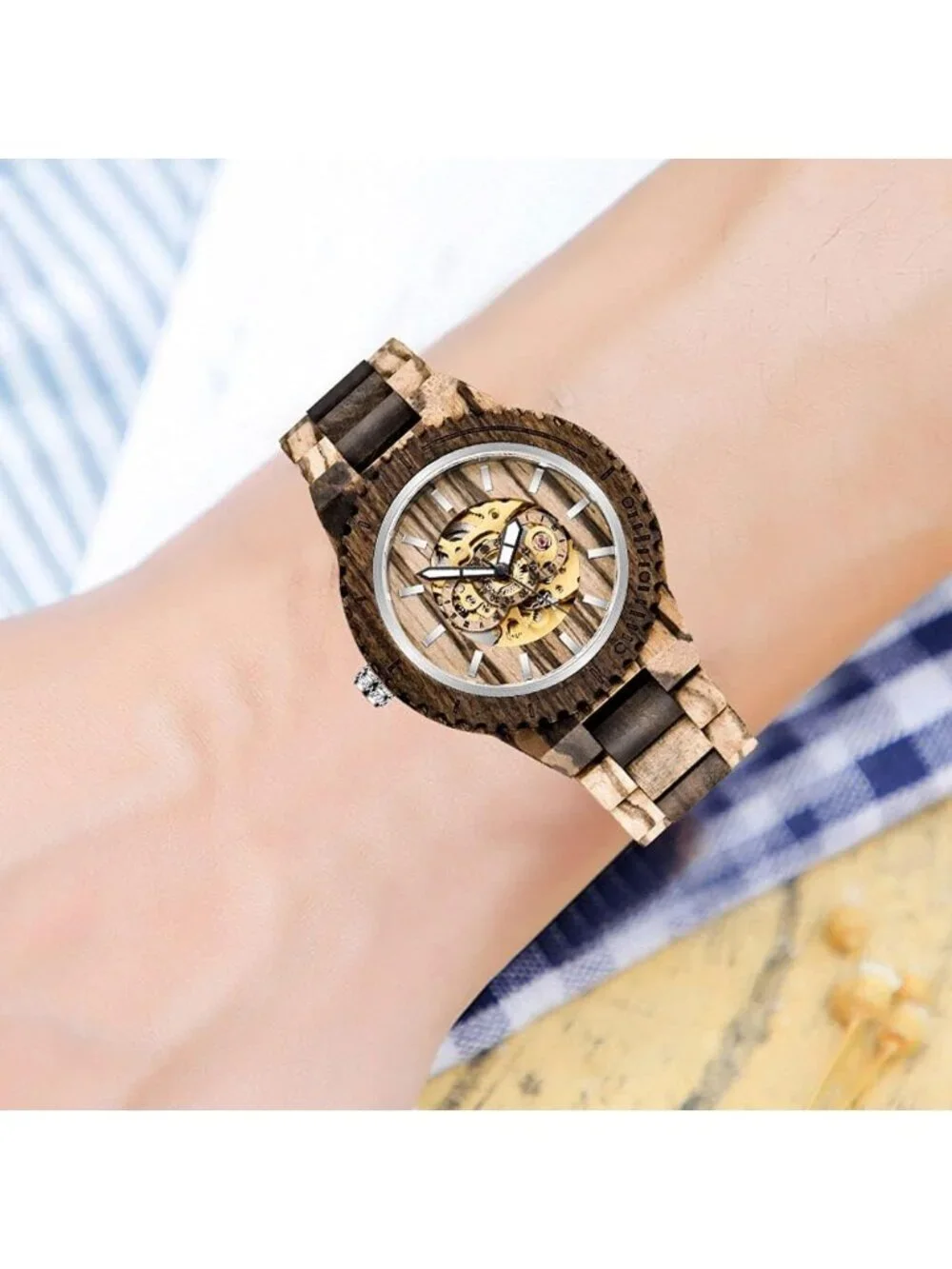 Men's Dark Brown Analog No Battery Fashion Mechanical Movement Wooden Watch